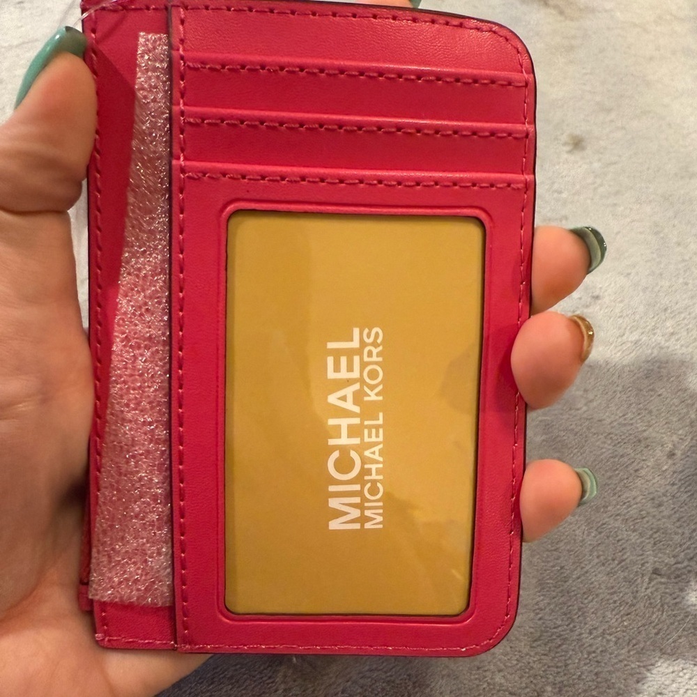 Michael Kors Pink (dragonfruit) Quilted wallet/cardholder coinpouch - Picture 3 of 6